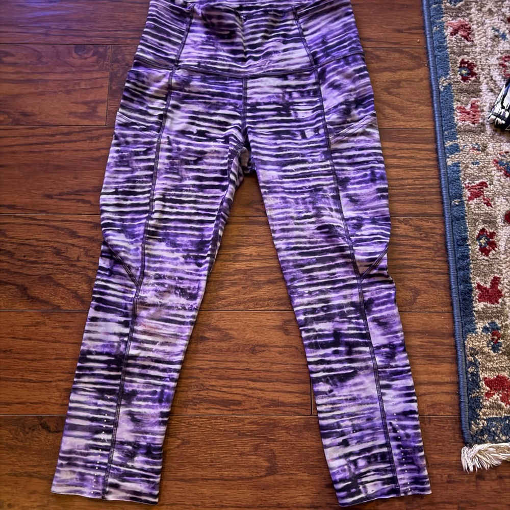 Lululemon Athletica Purple and Black Wave Leggings